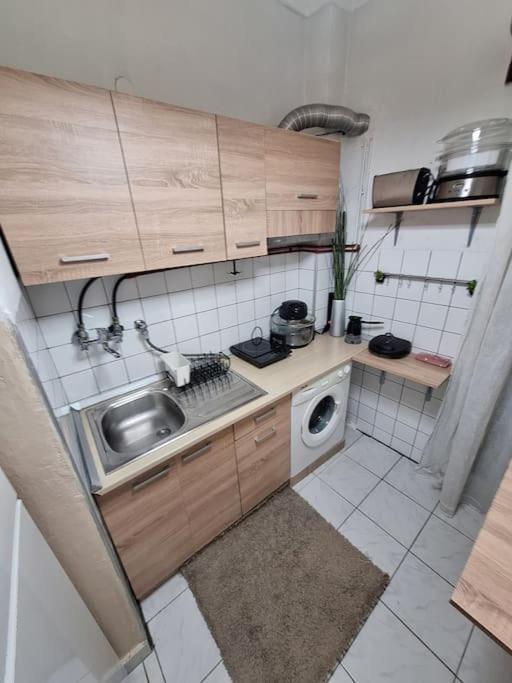 Queen Suites 60M2 Thessaloníki Ngoại thất bức ảnh