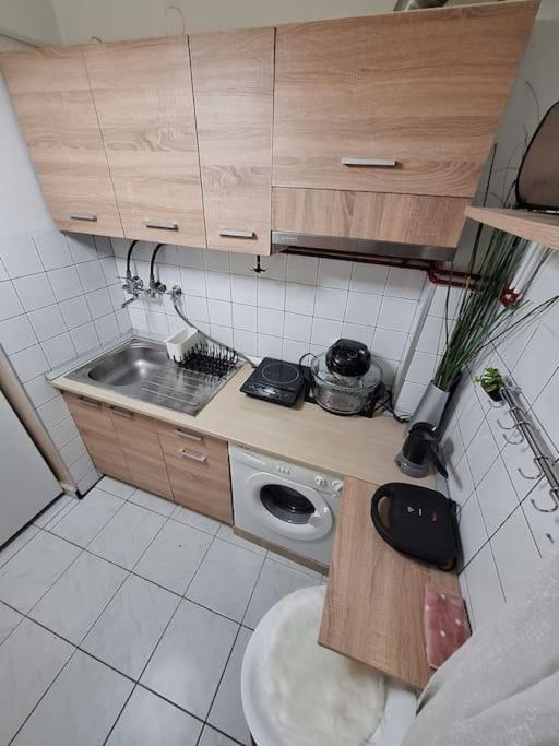 Queen Suites 60M2 Thessaloníki Ngoại thất bức ảnh