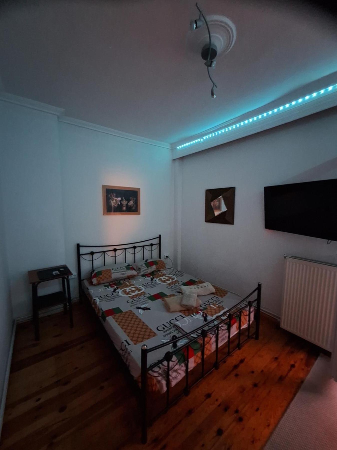 Queen Suites 60M2 Thessaloníki Ngoại thất bức ảnh