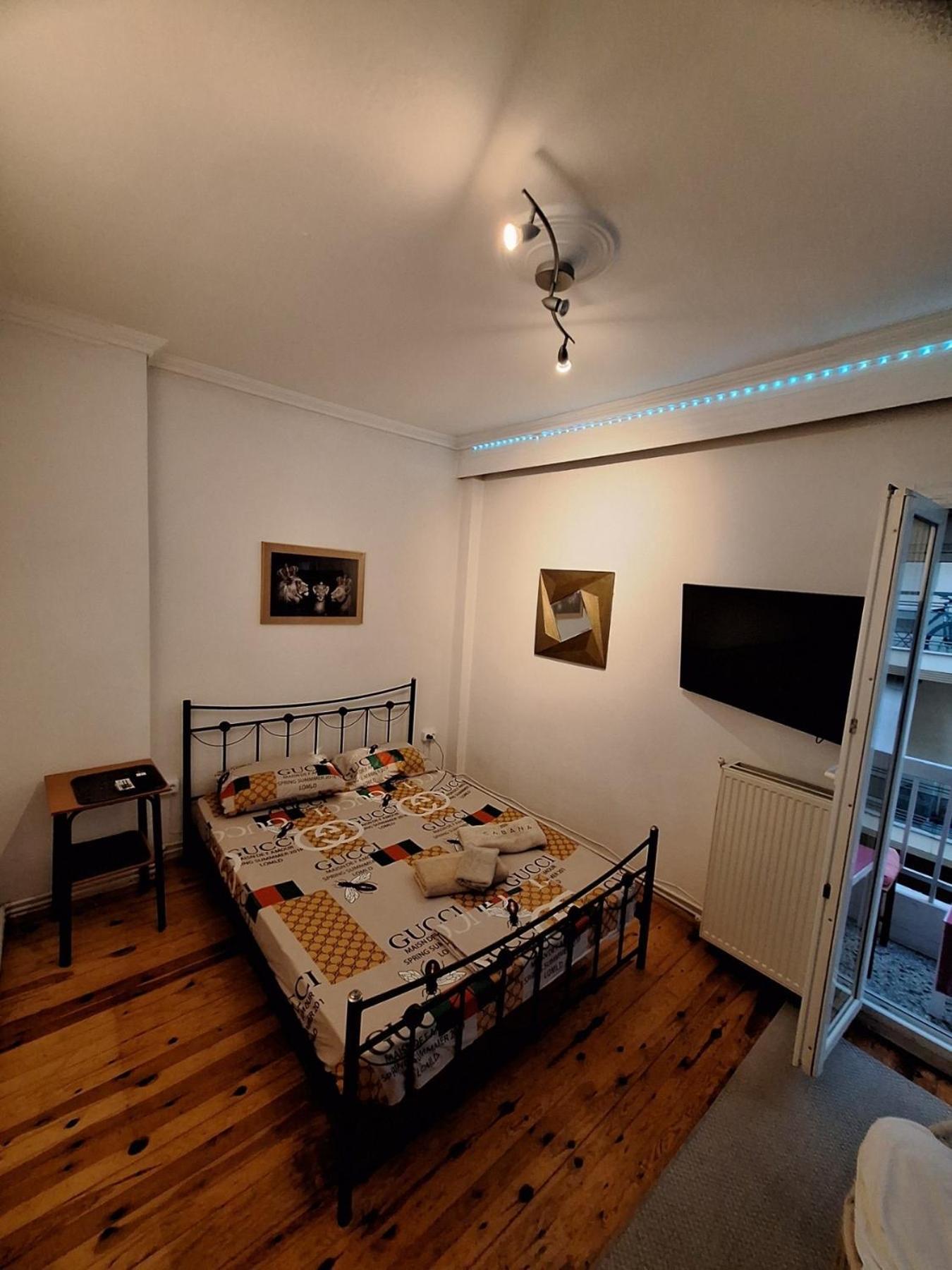 Queen Suites 60M2 Thessaloníki Ngoại thất bức ảnh