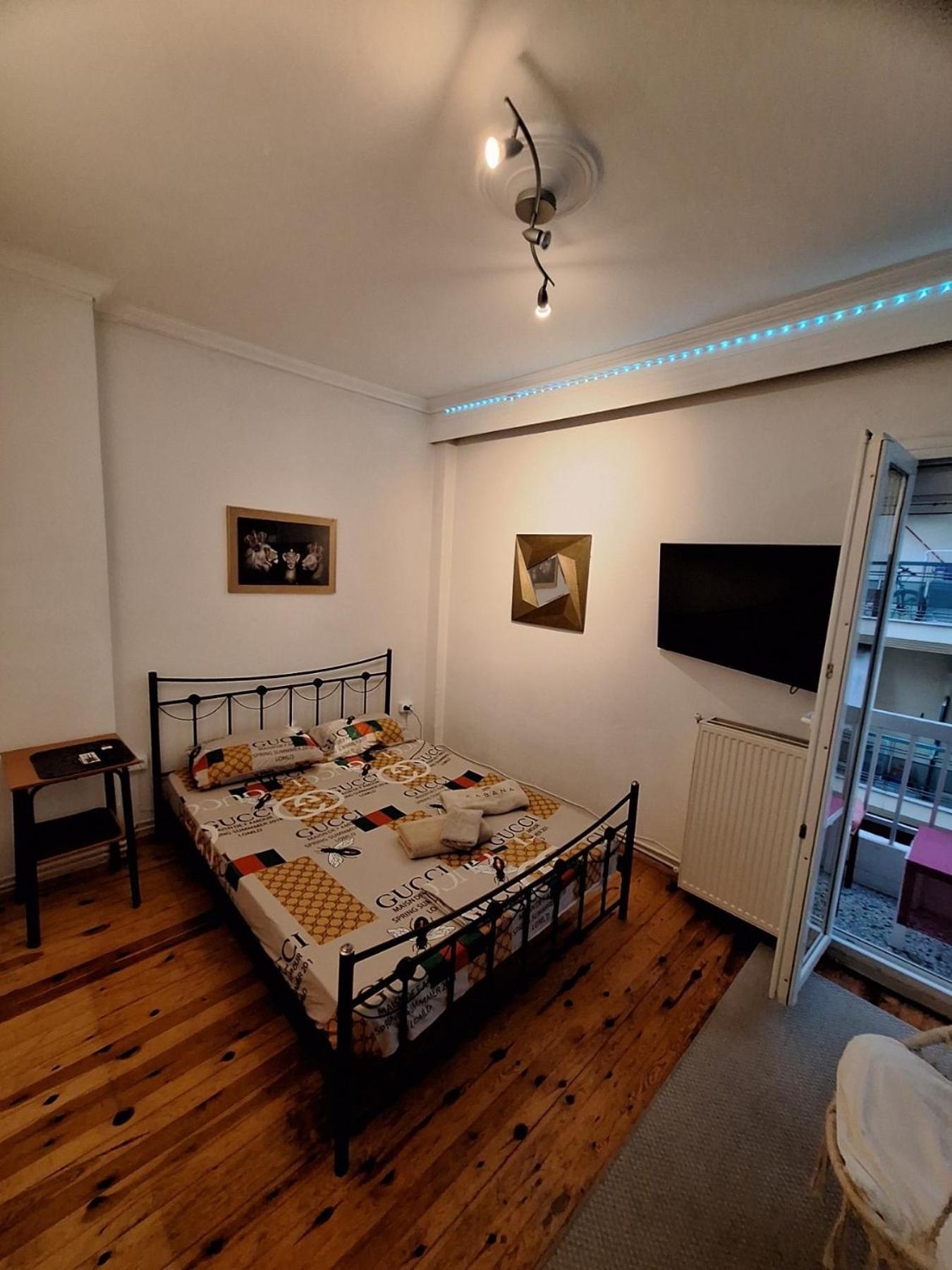 Queen Suites 60M2 Thessaloníki Ngoại thất bức ảnh